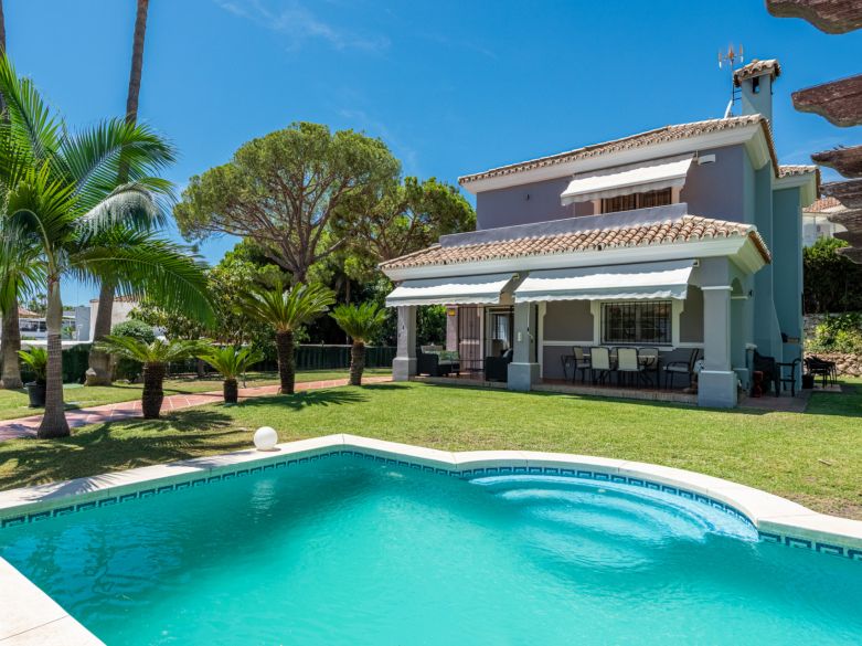 Charming Family Villa in Monte Biarritz!
