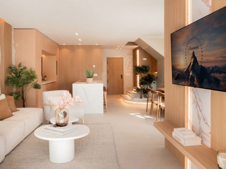 Vida de lujo junto a la playa a pasos de Puerto Banús