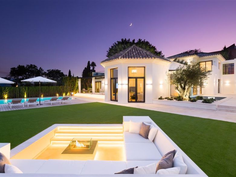 A Mediterranean Masterpiece – Luxury Villa in Marbella’s Golf Valley