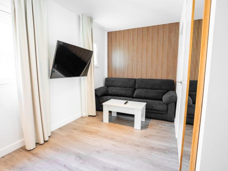 Investor’s Dream: High-Yield Duplex Penthouse Business Opportunity