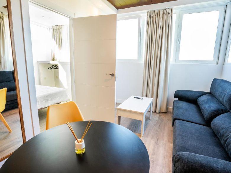 Investor’s Dream: High-Yield Duplex Penthouse Business Opportunity