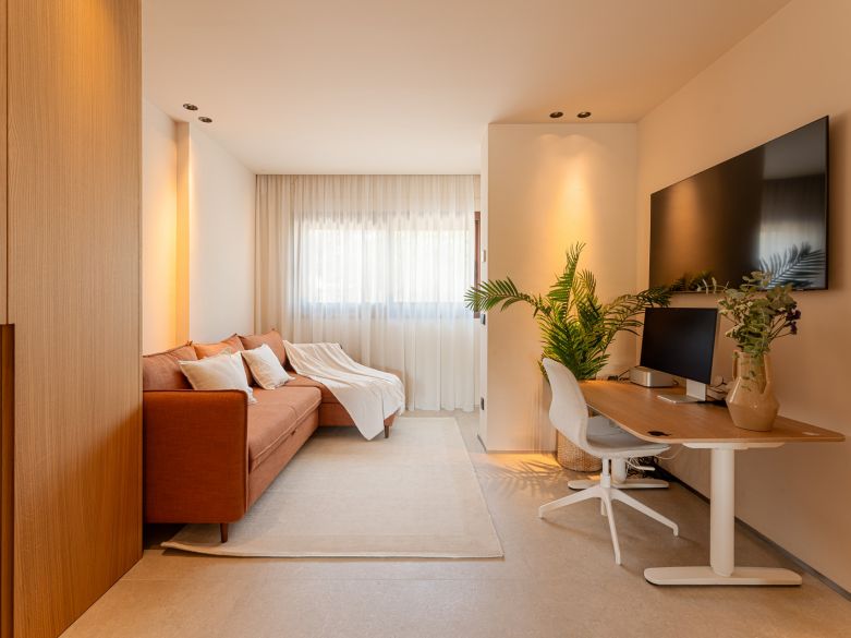 Ático Dúplex de Lujo en Lomas del Rey – Vida Moderna en la Milla de Oro de Marbella