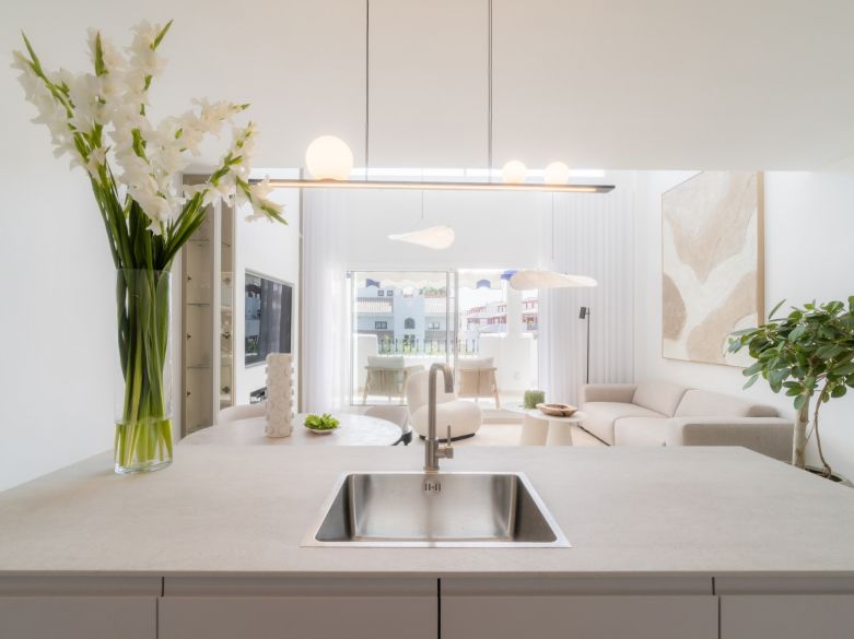 Walk to Everything – Stylish Beachside Duplex Penthouse in San Pedro Playa