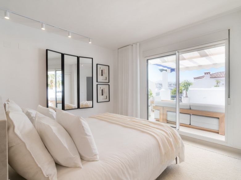 Walk to Everything – Stylish Beachside Duplex Penthouse in San Pedro Playa