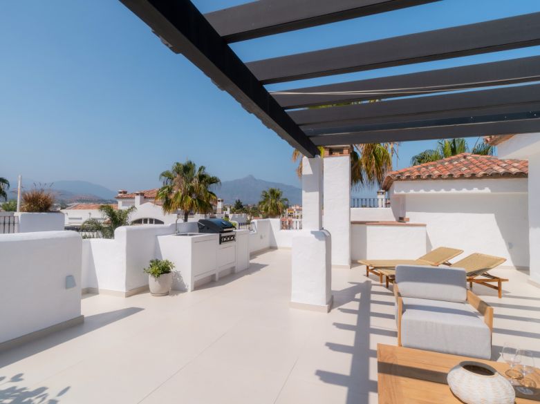Walk to Everything – Stylish Beachside Duplex Penthouse in San Pedro Playa