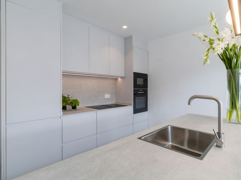 Walk to Everything – Stylish Beachside Duplex Penthouse in San Pedro Playa