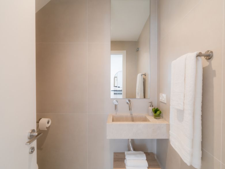 Walk to Everything – Stylish Beachside Duplex Penthouse in San Pedro Playa
