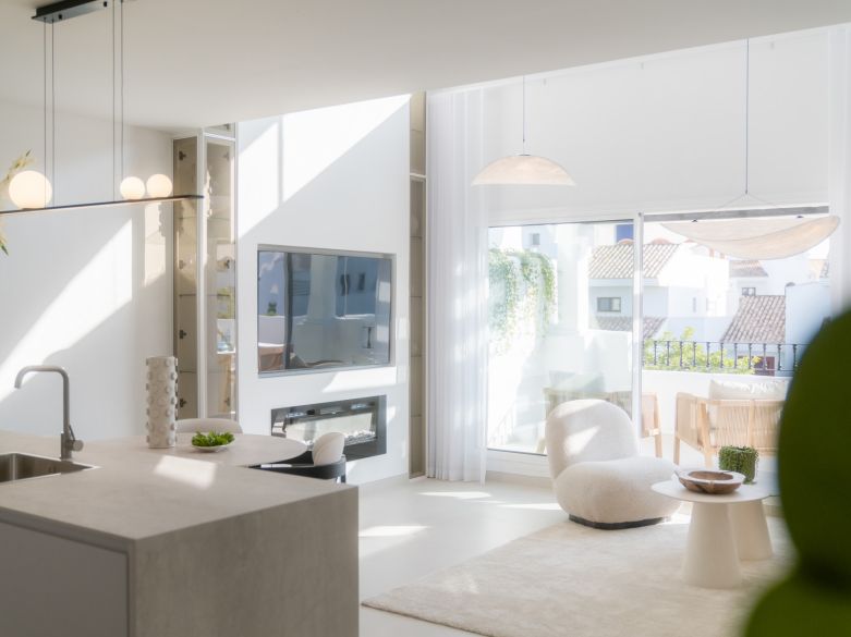 Walk to Everything – Stylish Beachside Duplex Penthouse in San Pedro Playa
