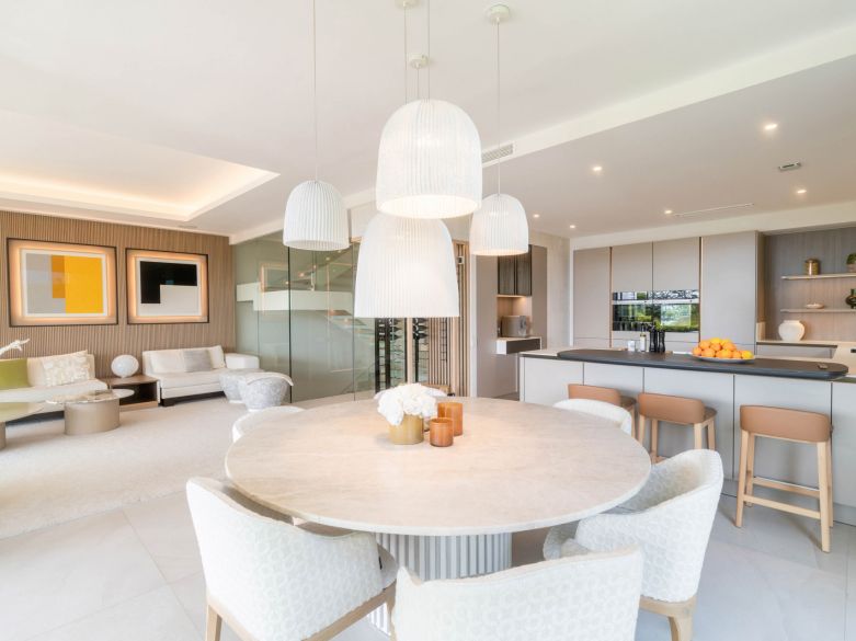 Villa de lujo llave en mano en el corazón de Nueva Andalucía