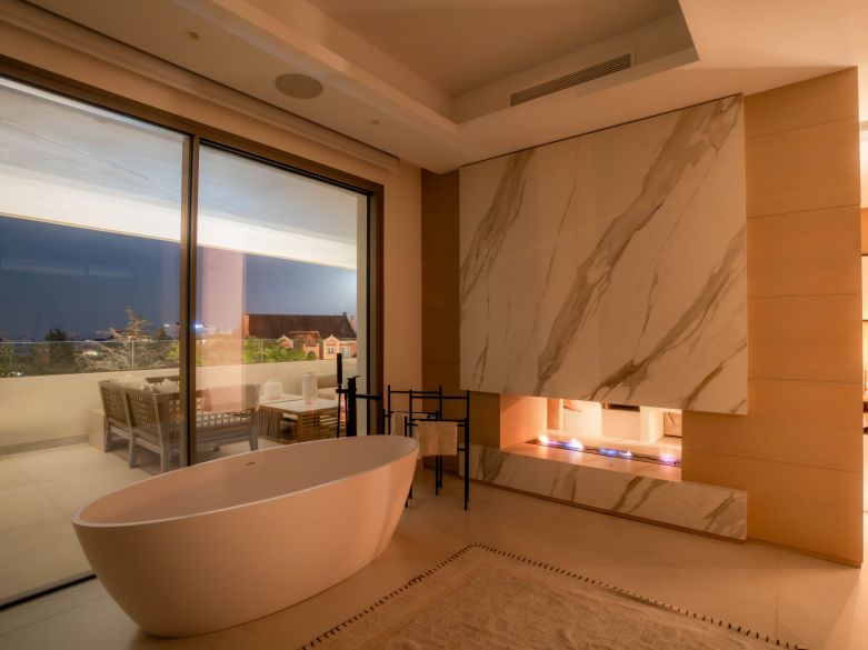 Villa de lujo llave en mano en el corazón de Nueva Andalucía