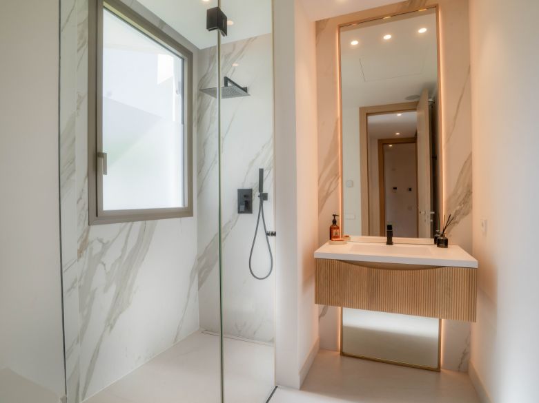 Villa de lujo llave en mano en el corazón de Nueva Andalucía