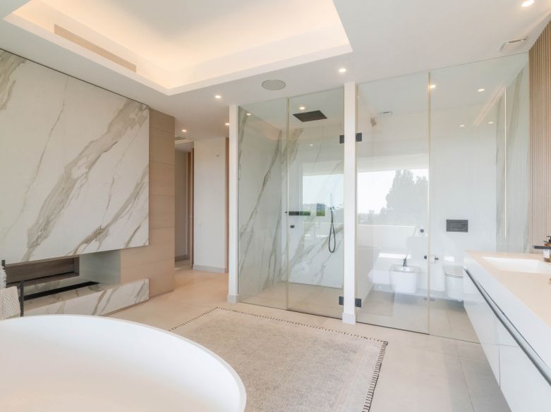 Villa de lujo llave en mano en el corazón de Nueva Andalucía