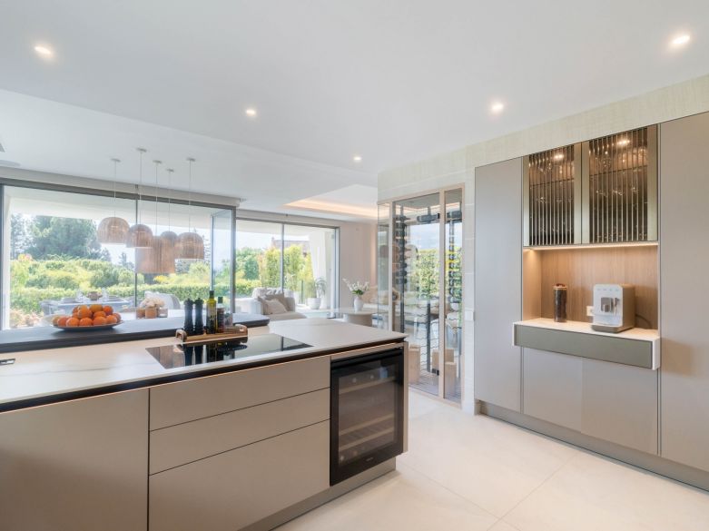 Villa de lujo llave en mano en el corazón de Nueva Andalucía