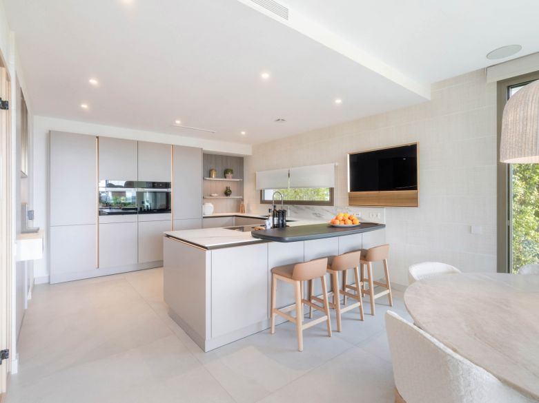 Villa de lujo llave en mano en el corazón de Nueva Andalucía