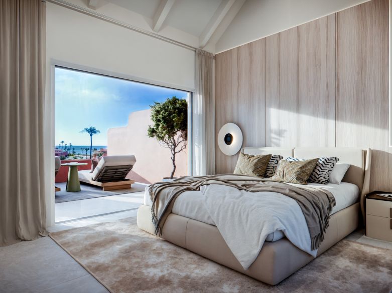 Beachfront Bliss – Luxury Living with Resort-Style Amenities
