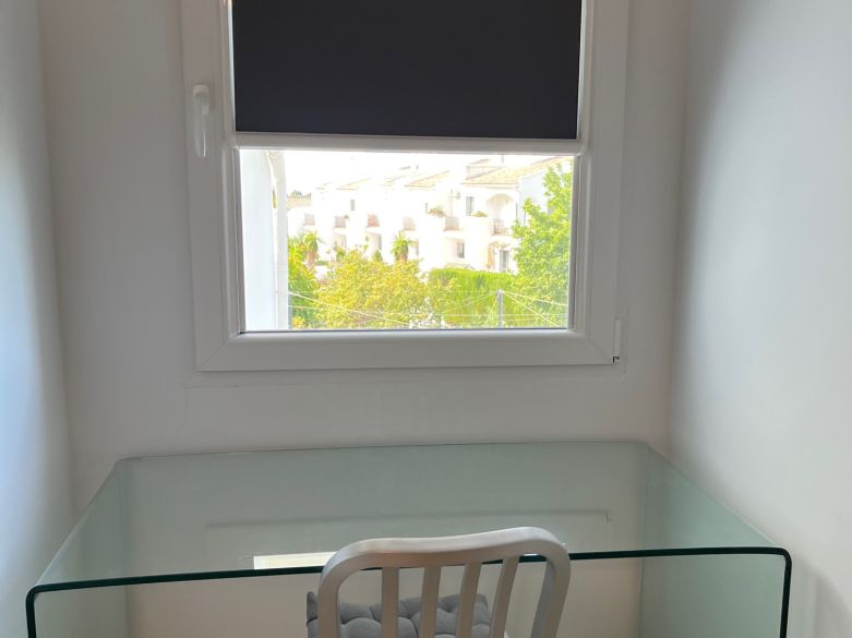 Apartamento de 3 dormitorios con vistas al mar