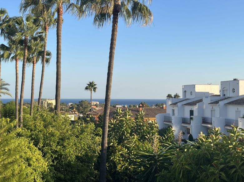 Apartamento de 3 dormitorios con vistas al mar