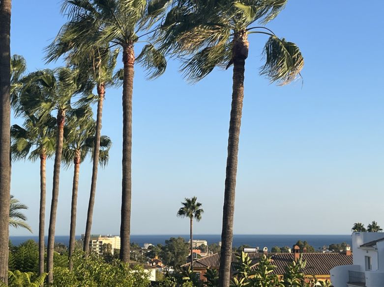 Apartamento de 3 dormitorios con vistas al mar