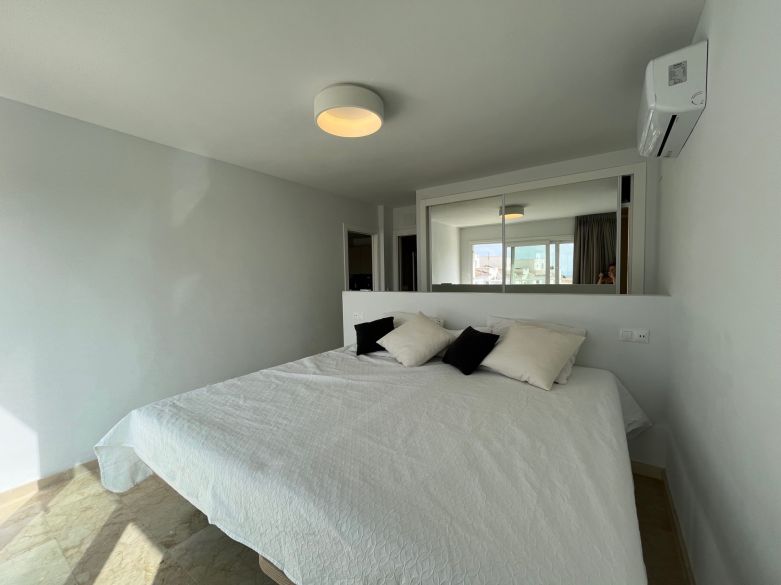 Apartamento de 3 dormitorios con vistas al mar