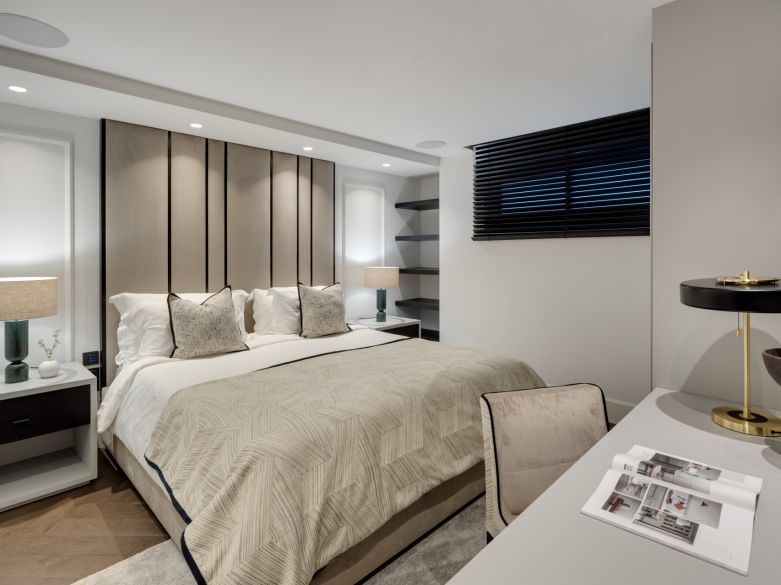 Obra maestra moderna en el Valle del Golf de Nueva Andalucía