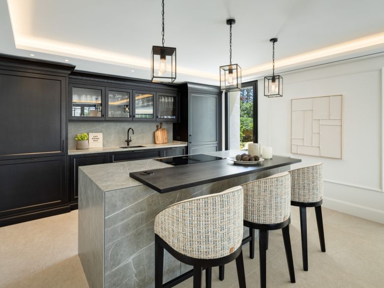 Obra maestra moderna en el Valle del Golf de Nueva Andalucía