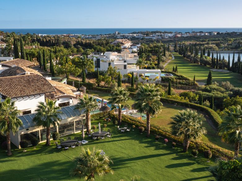 Villa de lujo en Los Flamingos, Benahavís – Exclusiva residencia de 8 dormitorios con vistas al mar