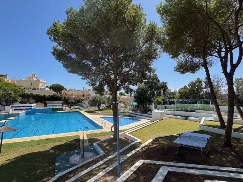 Charming 2-Bedroom Studio/Apartment in popular Seghers, Estepona