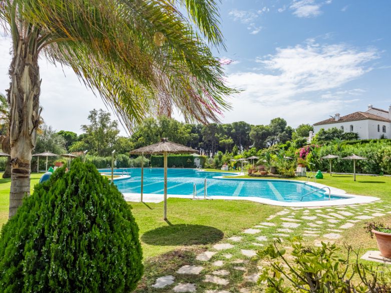 Charming Beachside Apartment in Benamara – Ideal Holiday Home & Investment
