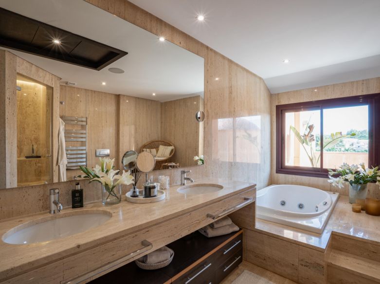 Atico Duplex en venta en Malibu, Marbella - Puerto Banus