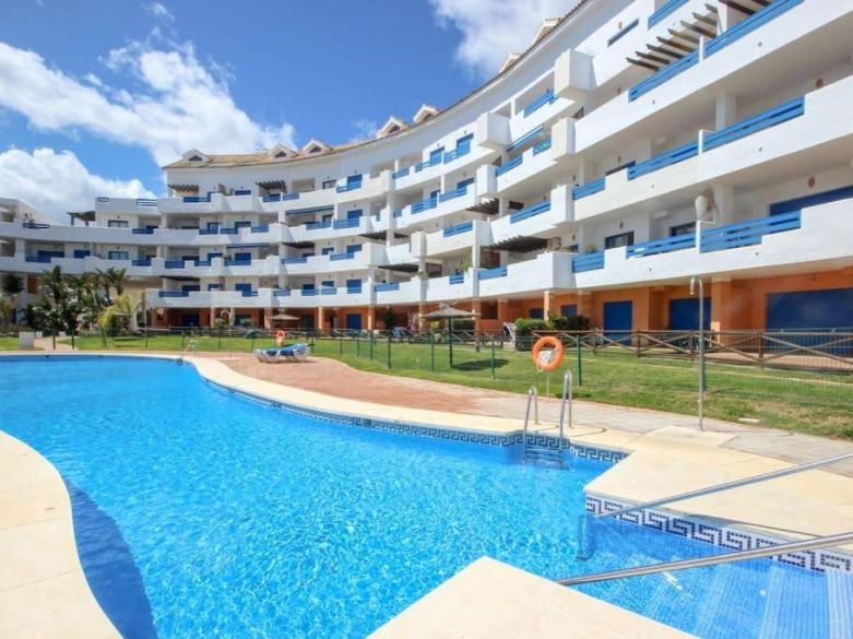 Appartement impeccable en rez-de-chaussée à Duquesa Suites, Manilva