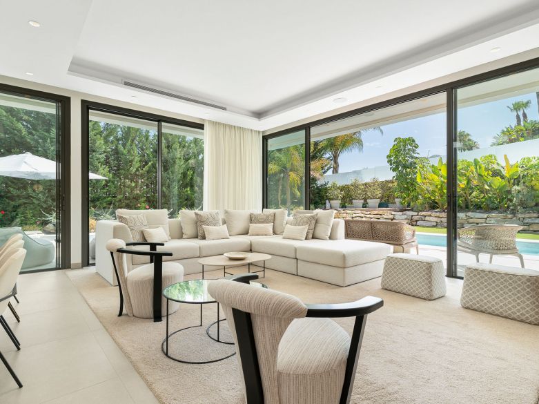 Lujo Mediterráneo Moderno en La Cerquilla, Nueva Andalucía