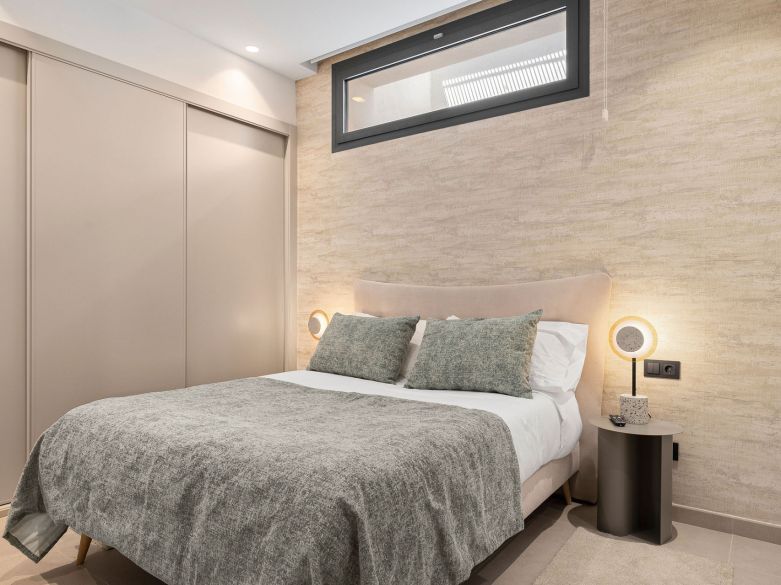 Lujo Mediterráneo Moderno en La Cerquilla, Nueva Andalucía