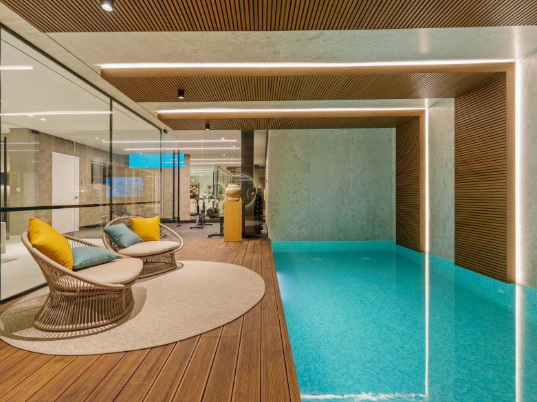 Villa de nueva construcción con vistas impresionantes en la exclusiva urbanización cerrada de Lomas de la Quinta - Benahavís