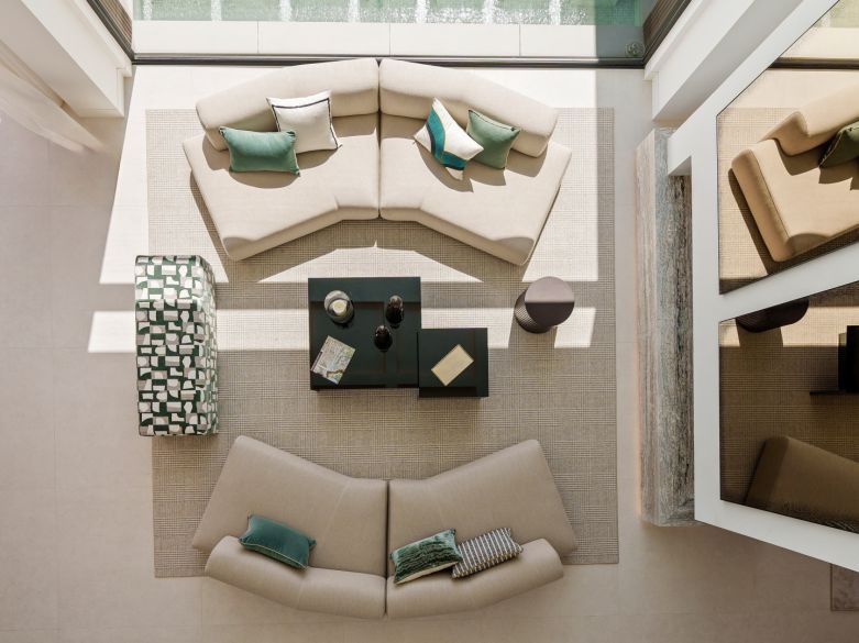 Villa de nueva construcción con vistas impresionantes en la exclusiva urbanización cerrada de Lomas de la Quinta - Benahavís