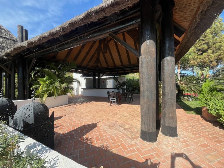 Apartamento de 2 dormitorios en Atalaya.