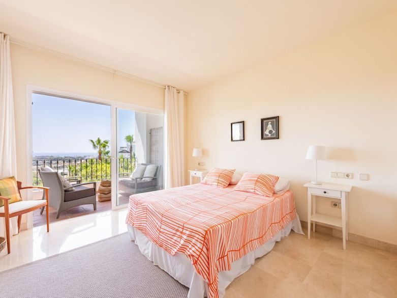 Apartamento de 2 dormitorios en Atalaya.