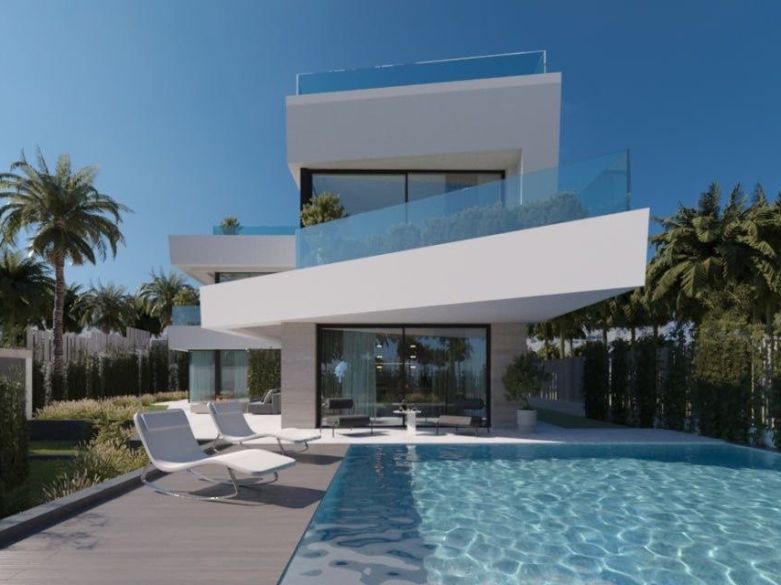 ¡Villas a estrenar en la parte baja de Calahonda - camine a todas partes!