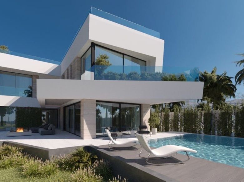 ¡Villas a estrenar en la parte baja de Calahonda - camine a todas partes!