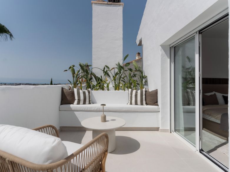 Corner Duplex Penthouse with Private Plunge Pool & Sea Views