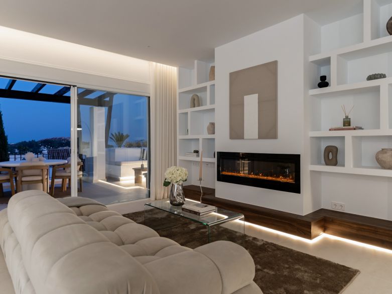 Corner Duplex Penthouse with Private Plunge Pool & Sea Views