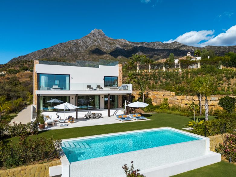 Newly built villa in Marbella Hill Club with bespoke interiors by Pedro Peña