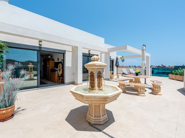 Penthouse in Mijas – Modern 3-Bedroom Home With 155 m² Roof Terrace and Stunning Views