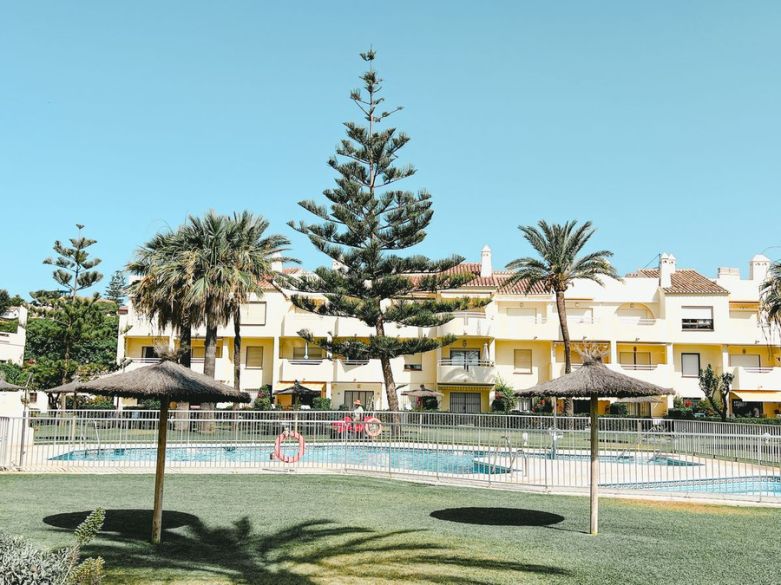 Strandnära lägenhet högst upp i Las Mimosas, La Cala de Mijas – Utmärkt investering med turistlicens