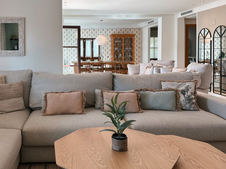 Exklusiv Marbella-villa – En lyxig tillflyktsort för familjer och grupper