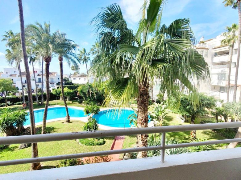 Apartamento de 2 dormitorios en la zona de Atalaya