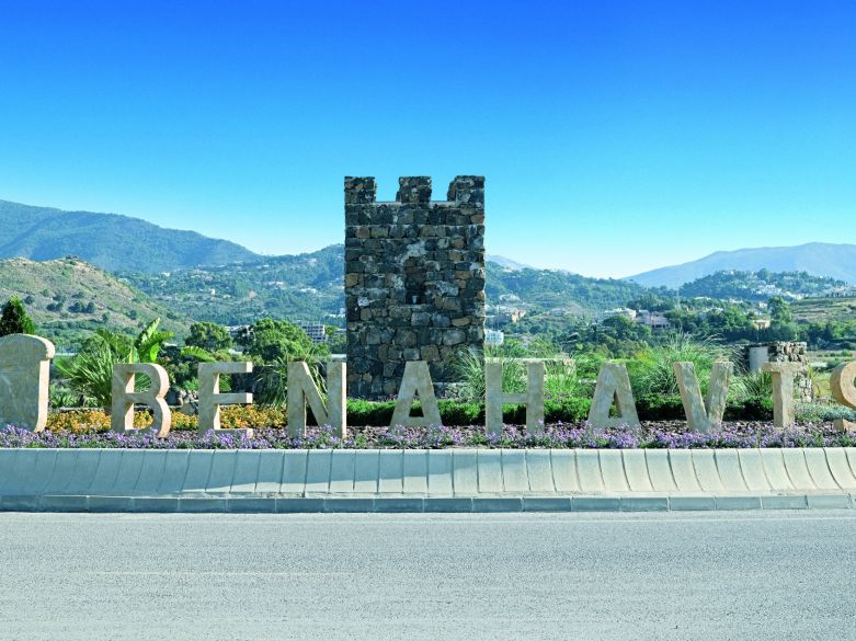 Fuente Lirios, apartamentos y áticos en el centro de Benahavís