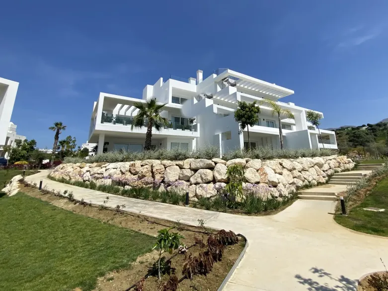 Inwestycja w Alcazaba Lagoon, Casares Pueblo